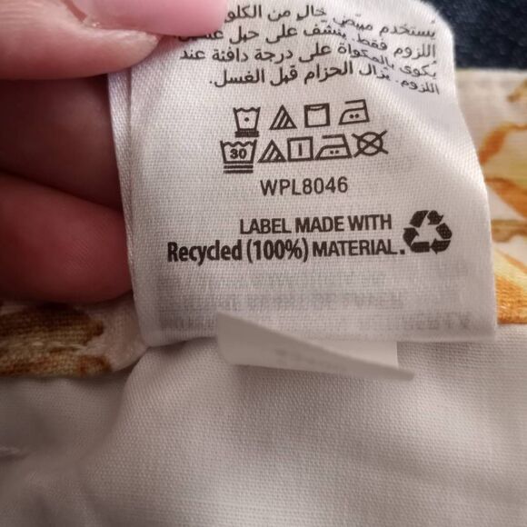 I.N.C. INTERNATIONAL CONCEPTS LINEN CREAM, BLUE, & YELLOW FLORAL SHORTS SZ.8 EUC - Picture 10 of 11